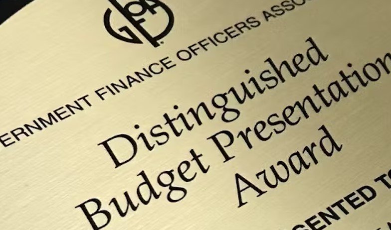 stories/gfoa_award.jpg