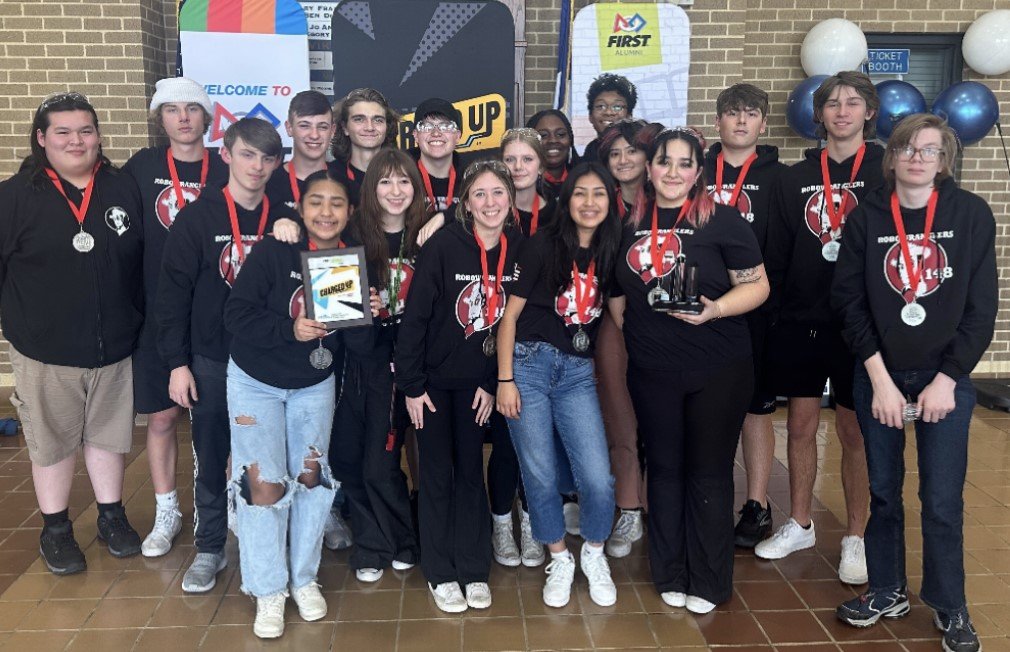 stories/ghs_robowranglers_2023.jpg