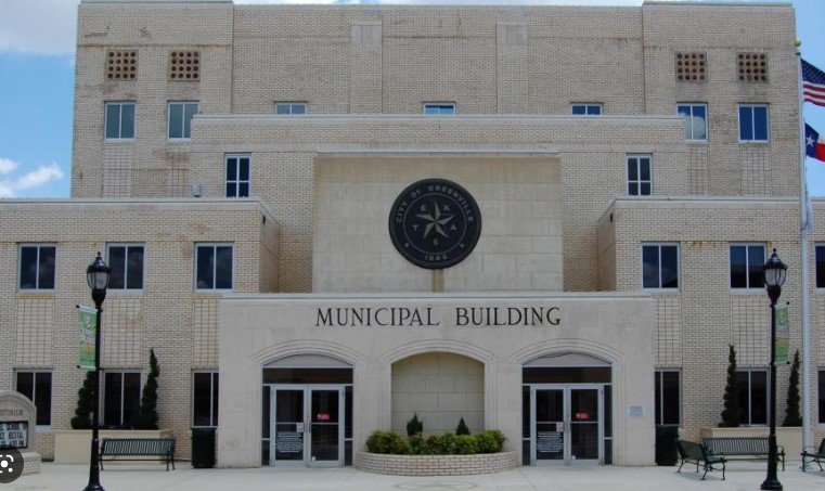 /irving_images/stories/greenville_tx_city_hall.jpg