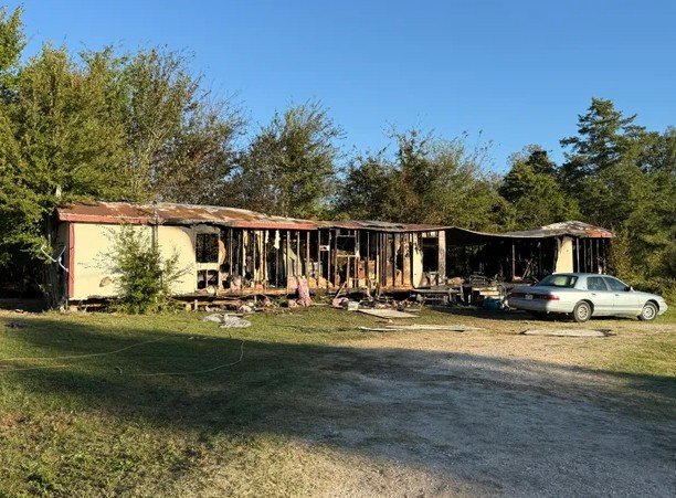 /irving_images/stories/van-zandt-tragic-fire.jpg