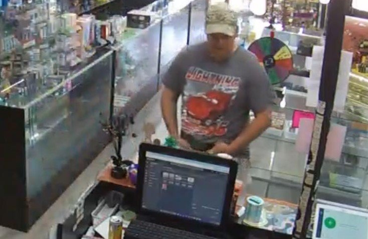 stories/vape-store-thief.jpg
